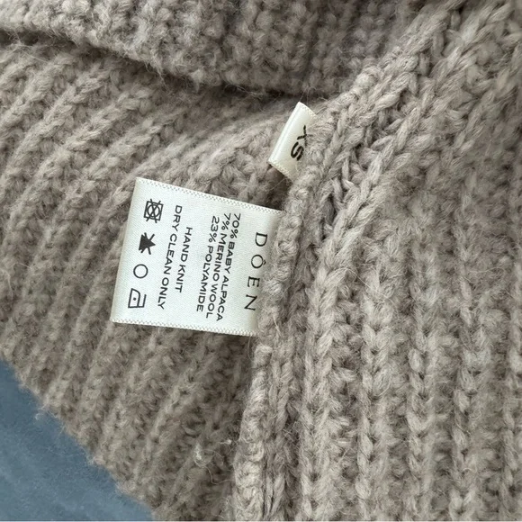 Doen Hooded Chunky Knit Sweater in Beige - Picture 6 of 8